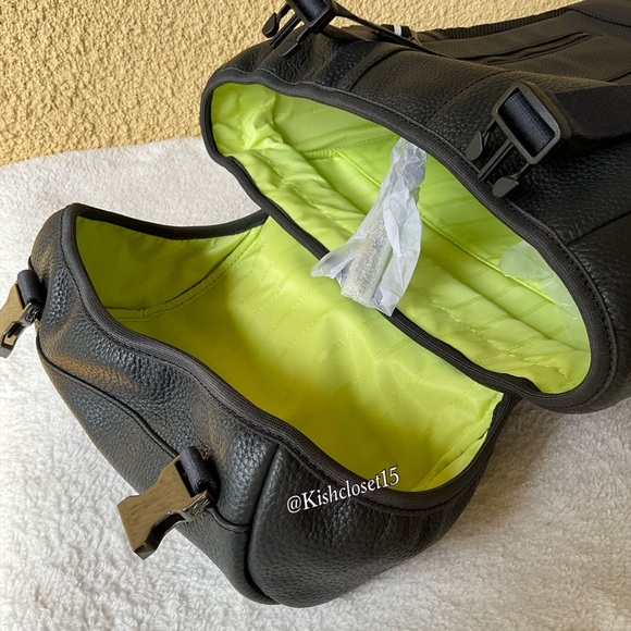 NWOT Lacoste Men's Altitude Genuine Cow Leather Flap Backpack - Picture 11 of 16